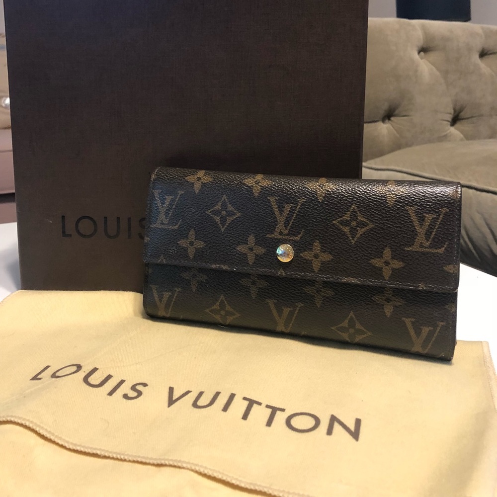 Authentic LV Wallet